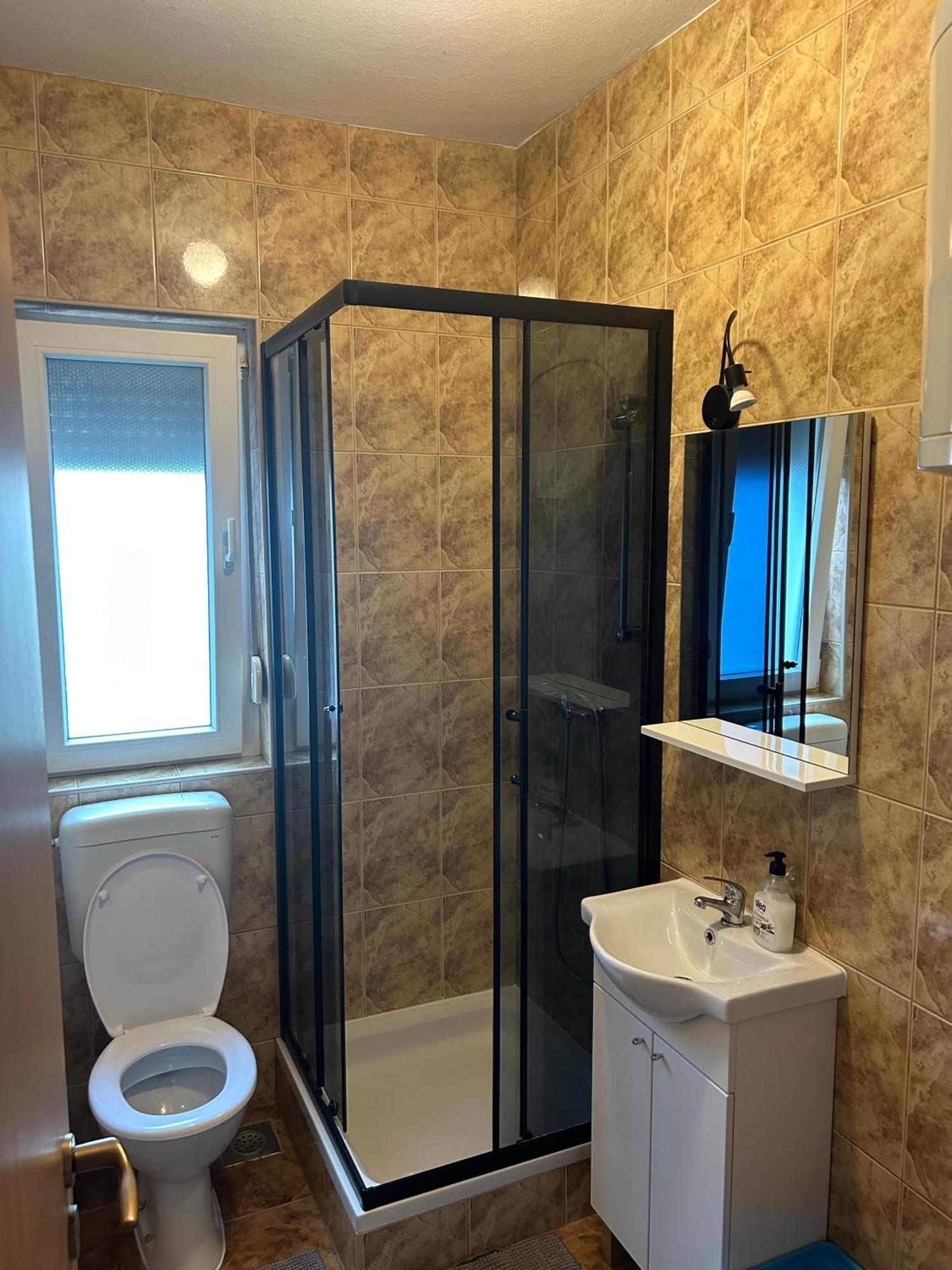 Guest house Ana 3*